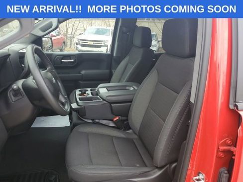 Used 2024 Chevrolet Silverado 1500 Custom Trail Boss w/ LPO, Dark Essentials Package image 14