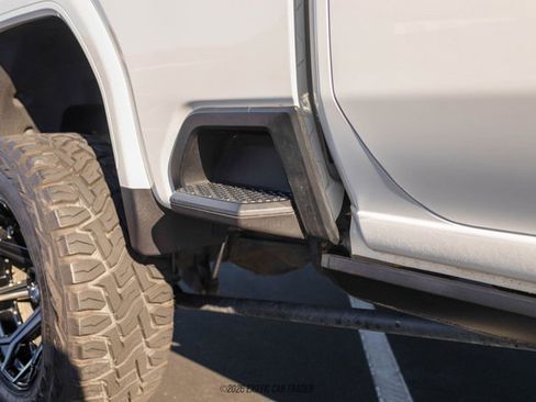 Used 2024 GMC Sierra 2500 AT4 w/ AT4 Premium Plus Package image 94