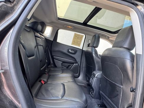 Used 2018 Jeep Compass Limited w/ Navigation Group FWD image 30