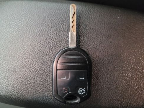 Used 2019 Ford Fiesta SE w/ Equipment Group 201A FWD image 32
