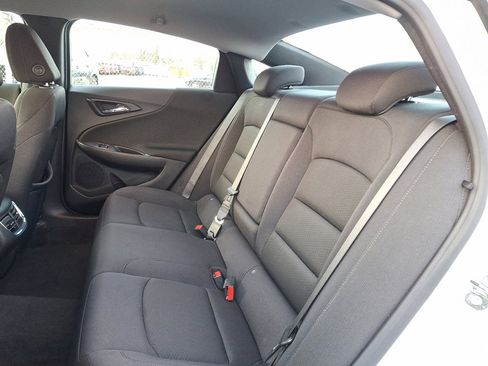 Used 2024 Chevrolet Malibu LT image 20