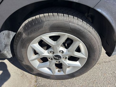 Used 2025 Kia Soul LX w/ LX Technology Package image 31