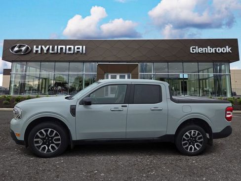 Used 2024 Ford Maverick Lariat image 1