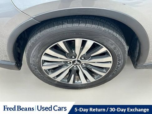 Used 2020 Mitsubishi Outlander SE AWD/4WD image 37