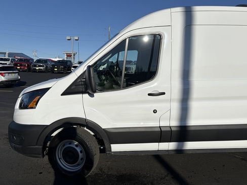 New 2026 Ford Transit 250 148 Medium Roof w/ Load Area Protection Package image 9