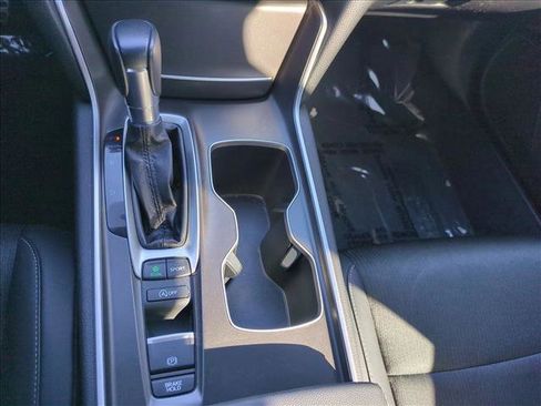 Used 2022 Honda Accord Sport image 12
