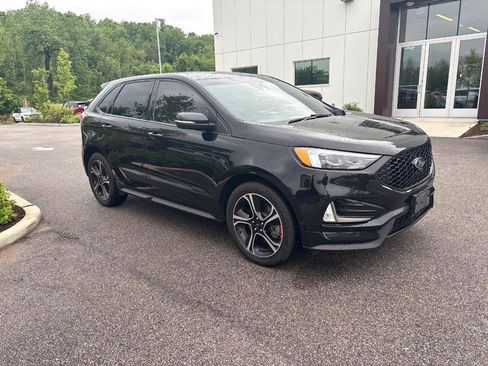 Used 2019 Ford Edge ST w/ Equipment Group 401A AWD/4WD image 4