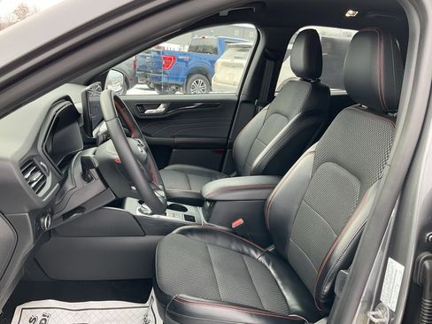 Used 2023 Ford Escape ST-Line Select w/ Tech Pack #2 image 4