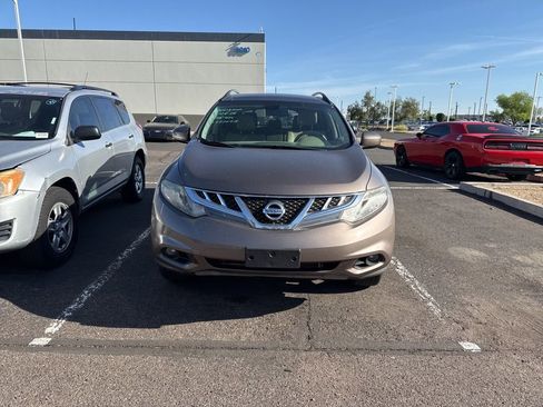Used 2014 Nissan Murano LE w/ Platinum Edition Package image 2