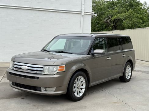 Used 2012 Ford Flex SEL w/ Equipment Group Order Code image 3