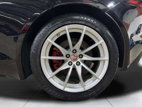 Used 2018 Jaguar F-TYPE Coupe image 52