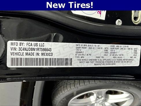 Used 2024 Jeep Compass Latitude image 19