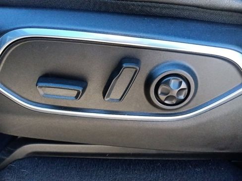 Used 2022 Jeep Wagoneer Series II image 16