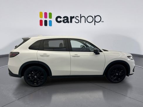 Used 2025 Honda HR-V Sport image 6