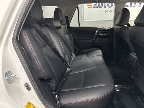 Used 2020 Toyota 4Runner Venture image 36