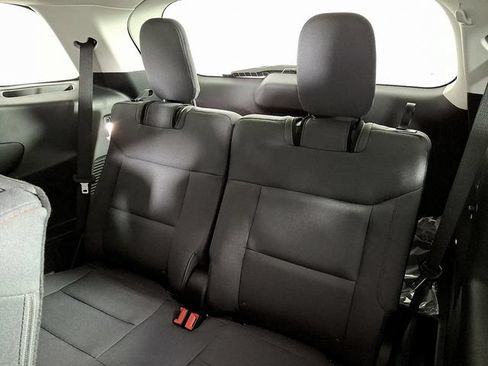 Used 2026 Ford Explorer Active RWD image 9