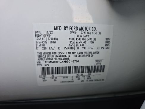 Used 2022 Ford Explorer Platinum w/ Equipment Group 601A image 31