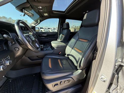 Used 2023 GMC Sierra 1500 AT4 w/ Technology Package image 28