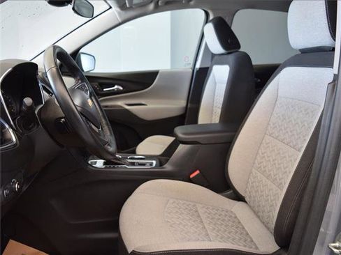 Used 2024 Chevrolet Equinox LT image 17