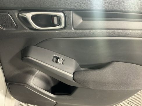 Used 2023 Honda Civic Sport image 11