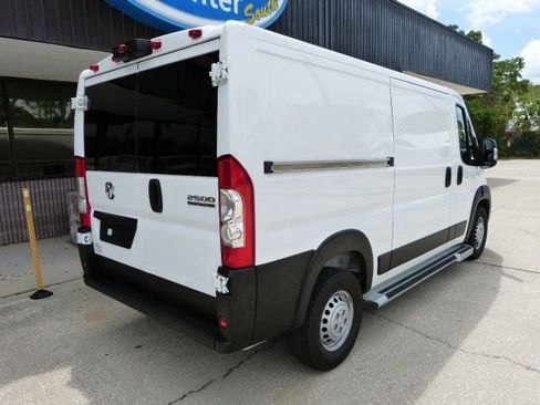 Used 2025 RAM ProMaster 2500 w/ U-Haul Equipment Group FWD image 5
