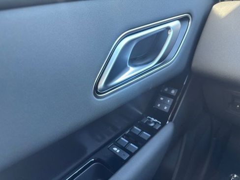 New 2026 Land Rover Range Rover Velar Dynamic SE image 12
