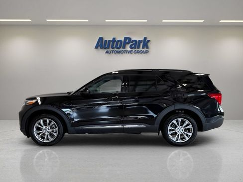 Certified 2024 Ford Explorer XLT w/ Equipment Group 202A AWD/4WD image 4