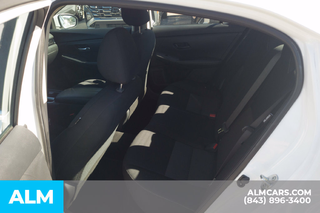 Used 2024 Nissan Sentra SV FWD image 16