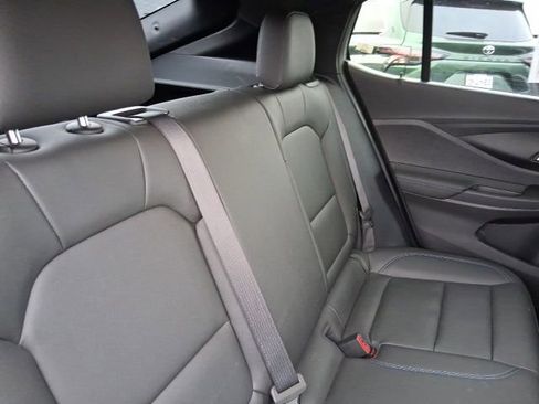 Used 2025 Buick Envista Sport Touring FWD image 10