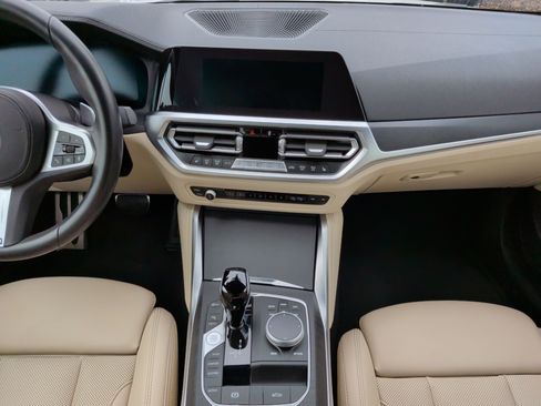 Used 2023 BMW 430i Convertible w/ M Sport Package image 33