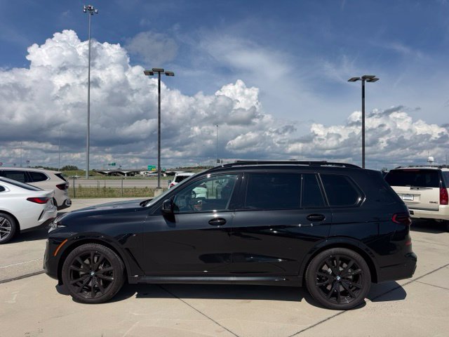 Used 2027 BMW X7 M60i w/ Executive Package AWD/4WD image 9