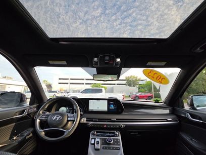 Used 2023 Hyundai Palisade Calligraphy w/ Winter Package