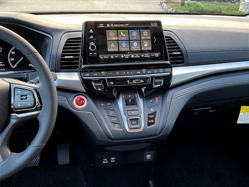 New 2026 Honda Odyssey EX-L image 13
