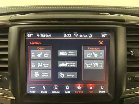 Used 2018 RAM 2500 Laramie w/ Sport Appearance Group image 19