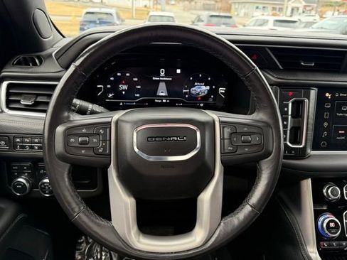 Used 2023 GMC Yukon XL Denali image 44