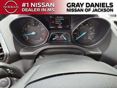 Used 2019 Ford Escape Titanium FWD image 22