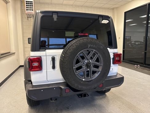 New 2025 Jeep Wrangler Sport S image 17