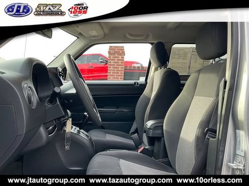 Used 2016 Jeep Patriot Sport w/ Power Value Group FWD image 9