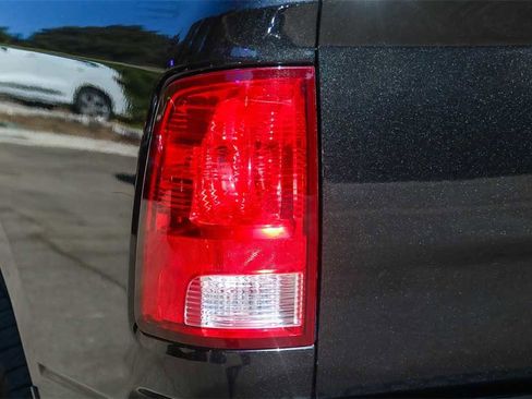 Used 2016 RAM 1500 Express image 9
