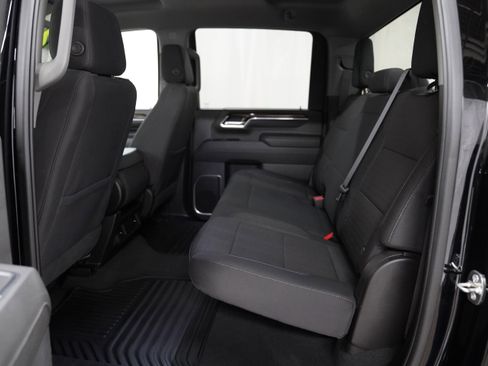 Used 2024 GMC Sierra 2500 SLE image 5