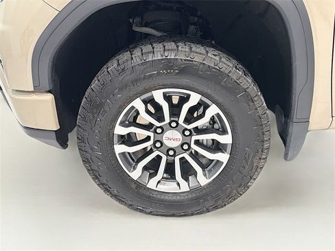 Used 2023 GMC Sierra 1500 AT4 w/ AT4 Premium Package image 26
