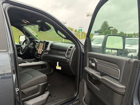 New 2026 RAM 2500 Big Horn AWD/4WD image 25
