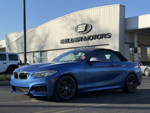 Used 2016 BMW M235i Convertible image 38