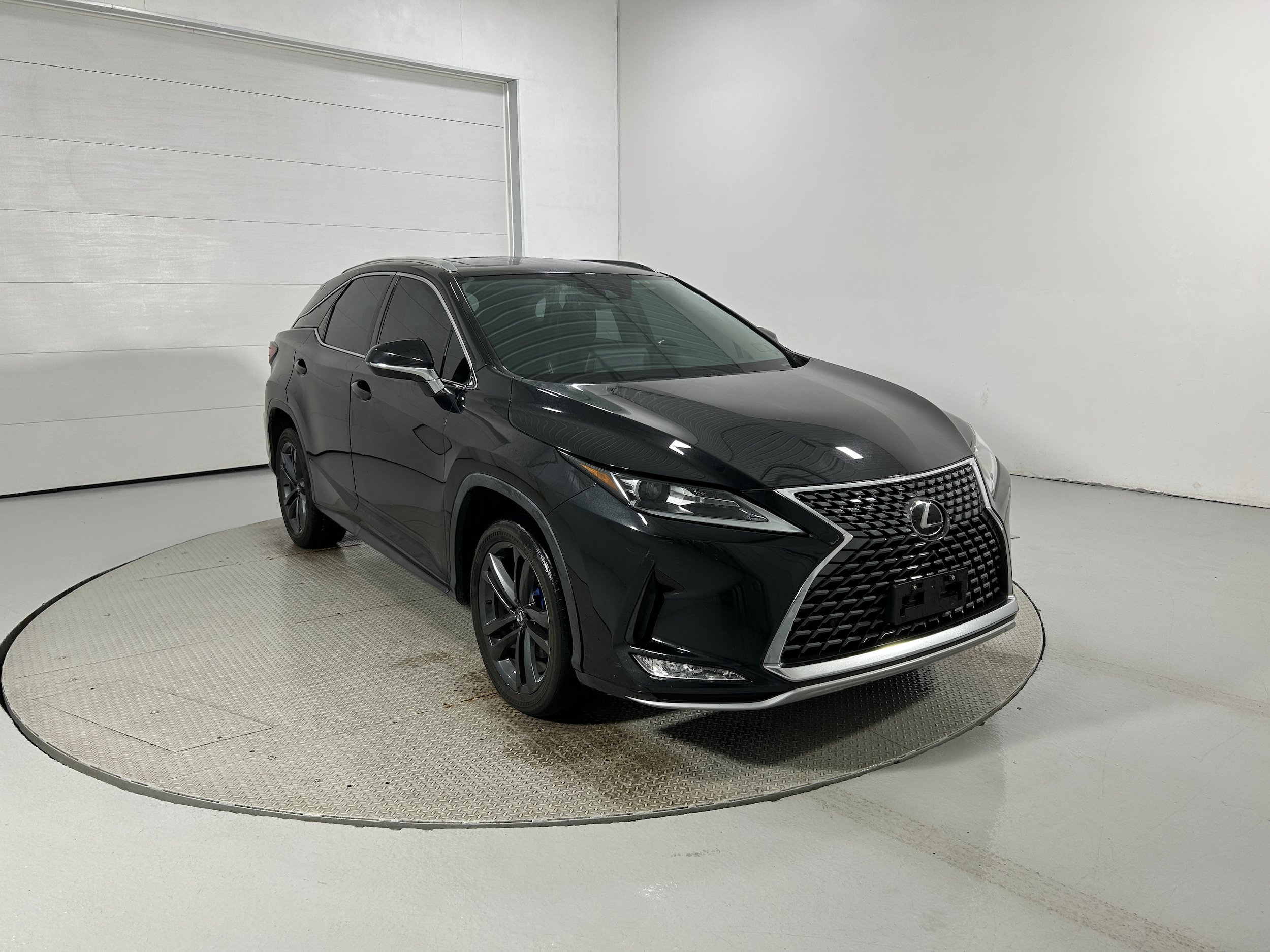 Used 2022 Lexus RX 350 AWD w/ Premium Package image 2