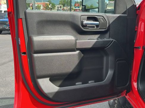 Used 2025 Chevrolet Silverado 2500 Custom w/ Custom Value Package AWD/4WD image 9