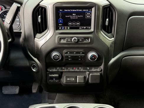 Used 2025 Chevrolet Silverado 2500 Custom w/ Custom Value Package AWD/4WD image 5