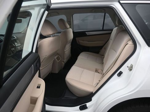 Used 2019 Subaru Outback 2.5i image 15
