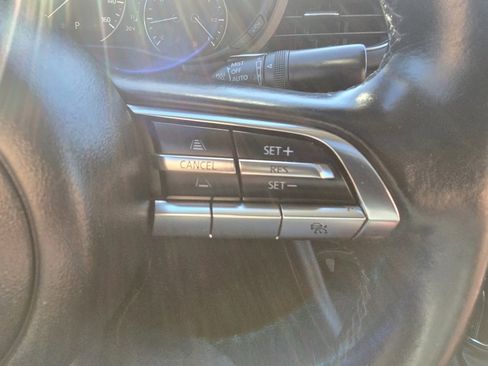 Used 2023 MAZDA MAZDA3 s image 21