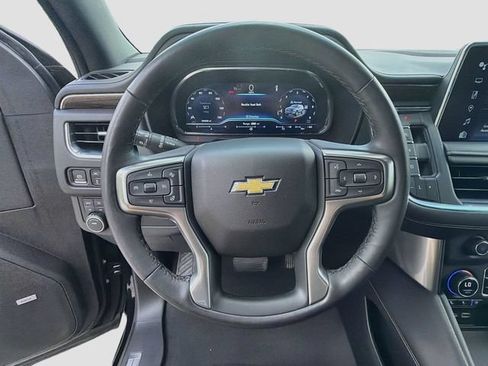 Used 2023 Chevrolet Tahoe Premier AWD/4WD image 40