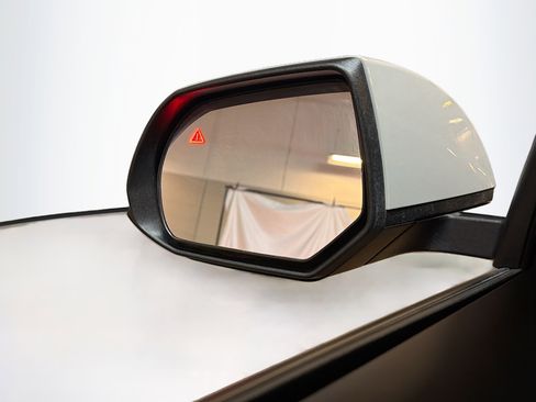 Used 2024 Hyundai Ioniq 5 SEL AWD/4WD image 16